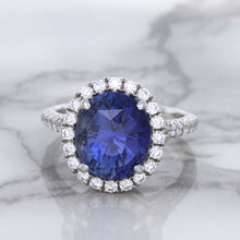 Load image into Gallery viewer, 7.86ct Oval Blue Sapphirewith diamond halo in 18K White Gold