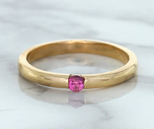 Load image into Gallery viewer, 0.10ct Round Pink Sapphire Ring in 14K Rose Gold