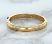 Load image into Gallery viewer, 0.10ct Round Pink Sapphire Ring in 14K Rose Gold