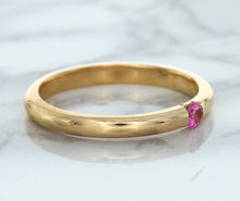 Load image into Gallery viewer, 0.10ct Round Pink Sapphire Ring in 14K Rose Gold
