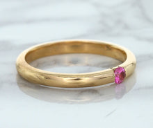 Load image into Gallery viewer, 0.10ct Round Pink Sapphire Ring in 14K Rose Gold
