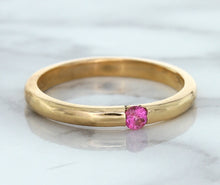 Load image into Gallery viewer, 0.10ct Round Pink Sapphire Ring in 14K Rose Gold