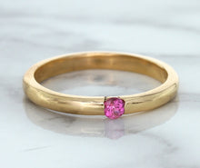 Load image into Gallery viewer, 0.10ct Round Pink Sapphire Ring in 14K Rose Gold