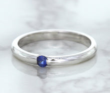 Load image into Gallery viewer, 0.10ct Round Blue Sapphire Ring in 18K White Gold