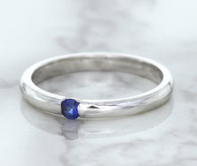 Load image into Gallery viewer, 0.10ct Round Blue Sapphire Ring in 18K White Gold