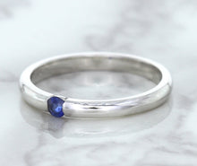 Load image into Gallery viewer, 0.10ct Round Blue Sapphire Ring in 18K White Gold