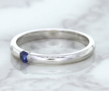 Load image into Gallery viewer, 0.10ct Round Blue Sapphire Ring in 18K White Gold