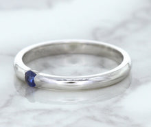 Load image into Gallery viewer, 0.10ct Round Blue Sapphire Ring in 18K White Gold