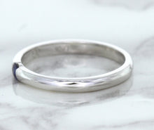 Load image into Gallery viewer, 0.10ct Round Blue Sapphire Ring in 18K White Gold