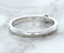 Load image into Gallery viewer, 0.10ct Round Blue Sapphire Ring in 18K White Gold