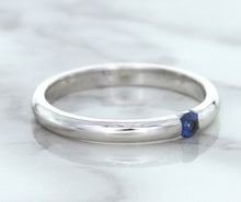 Load image into Gallery viewer, 0.10ct Round Blue Sapphire Ring in 18K White Gold
