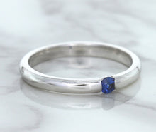 Load image into Gallery viewer, 0.10ct Round Blue Sapphire Ring in 18K White Gold
