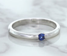 Load image into Gallery viewer, 0.10ct Round Blue Sapphire Ring in 18K White Gold