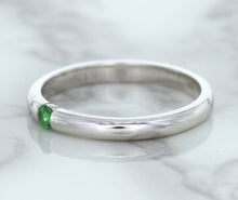 Load image into Gallery viewer, 0.10ct Round Tsavorite Ring in 18K White Gold