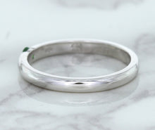 Load image into Gallery viewer, 0.10ct Round Tsavorite Ring in 18K White Gold