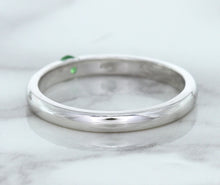 Load image into Gallery viewer, 0.10ct Round Tsavorite Ring in 18K White Gold