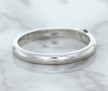 Load image into Gallery viewer, 0.10ct Round Tsavorite Ring in 18K White Gold