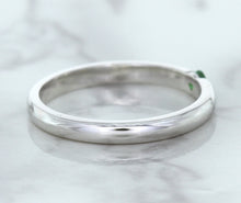 Load image into Gallery viewer, 0.10ct Round Tsavorite Ring in 18K White Gold