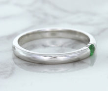 Load image into Gallery viewer, 0.10ct Round Tsavorite Ring in 18K White Gold