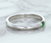 Load image into Gallery viewer, 0.10ct Round Tsavorite Ring in 18K White Gold