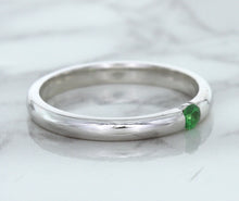 Load image into Gallery viewer, 0.10ct Round Tsavorite Ring in 18K White Gold