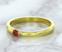 Load image into Gallery viewer, 0.10ct Round Ruby Ring in 18K Yellow Gold