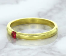 Load image into Gallery viewer, 0.10ct Round Ruby Ring in 18K Yellow Gold