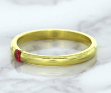 Load image into Gallery viewer, 0.10ct Round Ruby Ring in 18K Yellow Gold