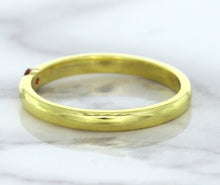 Load image into Gallery viewer, 0.10ct Round Ruby Ring in 18K Yellow Gold