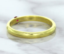 Load image into Gallery viewer, 0.10ct Round Ruby Ring in 18K Yellow Gold