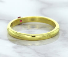 Load image into Gallery viewer, 0.10ct Round Ruby Ring in 18K Yellow Gold