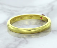 Load image into Gallery viewer, 0.10ct Round Ruby Ring in 18K Yellow Gold