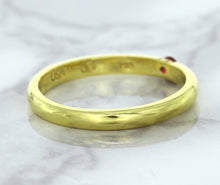Load image into Gallery viewer, 0.10ct Round Ruby Ring in 18K Yellow Gold