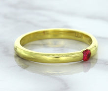 Load image into Gallery viewer, 0.10ct Round Ruby Ring in 18K Yellow Gold