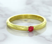 Load image into Gallery viewer, 0.10ct Round Ruby Ring in 18K Yellow Gold