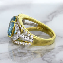 Load image into Gallery viewer, 5.29ct Oval Blue Zircon Ring with Diamond Accents in 18K Yellow Gold