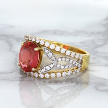 Load image into Gallery viewer, 2.31ct Oval Spinel Ring with Diamond Accents in 18K Rose Gold