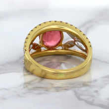 Load image into Gallery viewer, 2.31ct Oval Spinel Ring with Diamond Accents in 18K Rose Gold