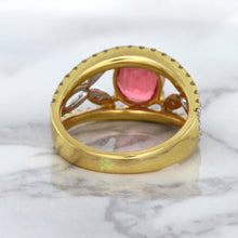 Load image into Gallery viewer, 2.31ct Oval Spinel Ring with Diamond Accents in 18K Rose Gold