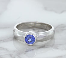 Load image into Gallery viewer, 0.74ct Round Blue Sapphire Ring in 14K White Gold