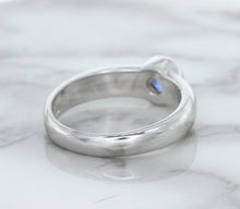 Load image into Gallery viewer, 0.74ct Round Blue Sapphire Ring in 14K White Gold