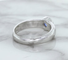 Load image into Gallery viewer, 0.74ct Round Blue Sapphire Ring in 14K White Gold