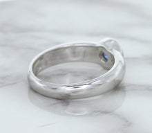 Load image into Gallery viewer, 0.74ct Round Blue Sapphire Ring in 14K White Gold