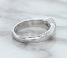 Load image into Gallery viewer, 0.74ct Round Blue Sapphire Ring in 14K White Gold