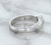 Load image into Gallery viewer, 0.74ct Round Blue Sapphire Ring in 14K White Gold