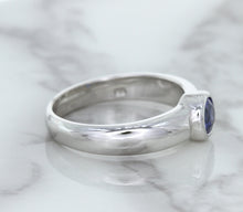Load image into Gallery viewer, 0.74ct Round Blue Sapphire Ring in 14K White Gold