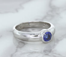 Load image into Gallery viewer, 0.74ct Round Blue Sapphire Ring in 14K White Gold
