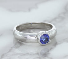 Load image into Gallery viewer, 0.74ct Round Blue Sapphire Ring in 14K White Gold