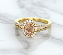 Load image into Gallery viewer, 0.96ct Oval Padparadscha Ring with Diamond Halo in 18K Rose Gold