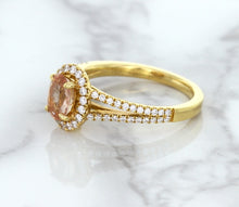 Load image into Gallery viewer, 0.96ct Oval Padparadscha Ring with Diamond Halo in 18K Rose Gold